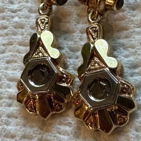 Vintage deco style gold earrings with security clasps. Very rare. - Picture 8 of 8